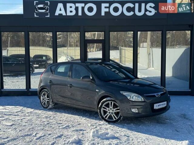 Серый Хендай i30, объемом двигателя 1.59 л и пробегом 185 тыс. км за 6490 $, фото 1 на Automoto.ua
