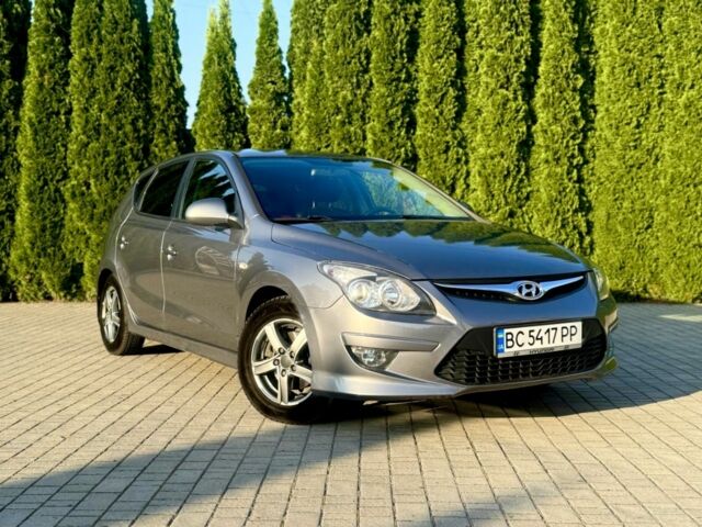 Серый Хендай i30, объемом двигателя 1.4 л и пробегом 161 тыс. км за 5999 $, фото 1 на Automoto.ua