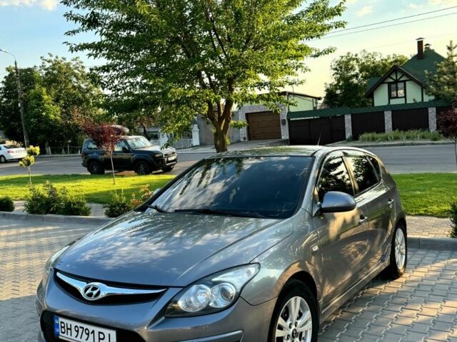 Серый Хендай i30, объемом двигателя 1.6 л и пробегом 224 тыс. км за 6694 $, фото 1 на Automoto.ua