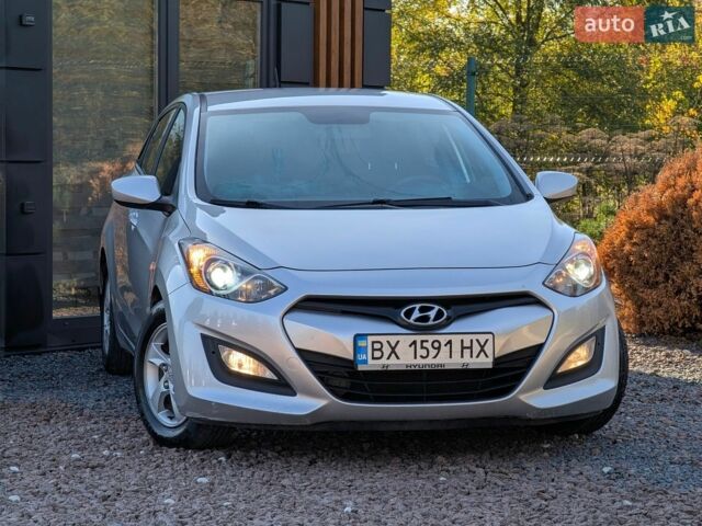 Сірий Хендай i30, об'ємом двигуна 1.4 л та пробігом 164 тис. км за 6990 $, фото 1 на Automoto.ua