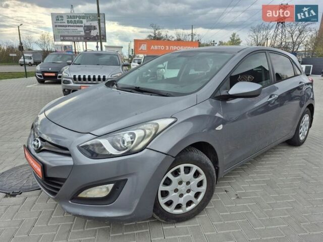 Серый Хендай i30, объемом двигателя 1.4 л и пробегом 147 тыс. км за 7300 $, фото 1 на Automoto.ua