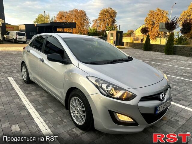 Серый Хендай i30, объемом двигателя 1.4 л и пробегом 246 тыс. км за 6300 $, фото 1 на Automoto.ua