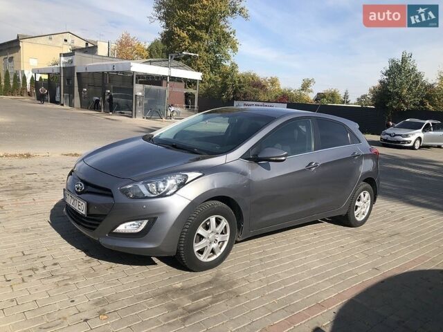 Сірий Хендай i30, об'ємом двигуна 1.6 л та пробігом 227 тис. км за 8793 $, фото 1 на Automoto.ua