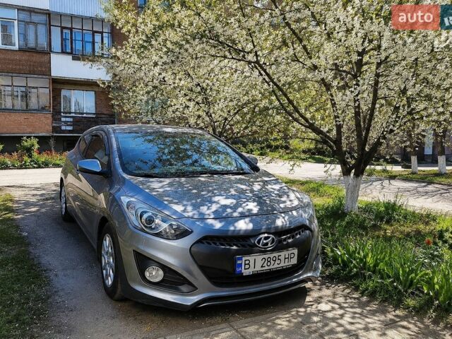 Серый Хендай i30, объемом двигателя 1.4 л и пробегом 97 тыс. км за 8200 $, фото 1 на Automoto.ua