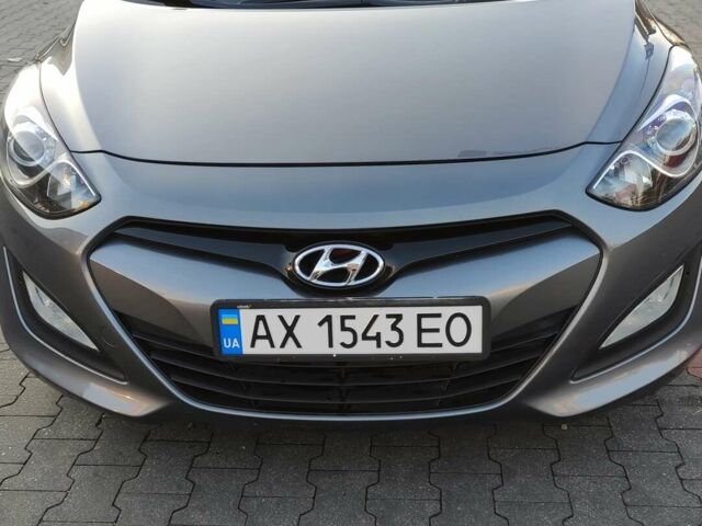 Сірий Хендай i30, об'ємом двигуна 1.4 л та пробігом 110 тис. км за 8900 $, фото 1 на Automoto.ua
