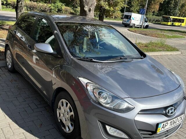 Серый Хендай i30, объемом двигателя 1.4 л и пробегом 201 тыс. км за 7500 $, фото 1 на Automoto.ua