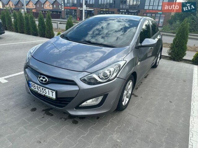 Сірий Хендай i30, об'ємом двигуна 1.4 л та пробігом 285 тис. км за 6500 $, фото 1 на Automoto.ua