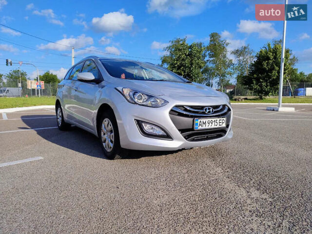 Серый Хендай i30, объемом двигателя 1.58 л и пробегом 271 тыс. км за 6900 $, фото 1 на Automoto.ua
