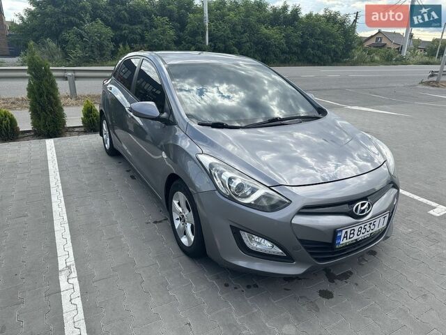 Серый Хендай i30, объемом двигателя 1.4 л и пробегом 285 тыс. км за 6513 $, фото 1 на Automoto.ua