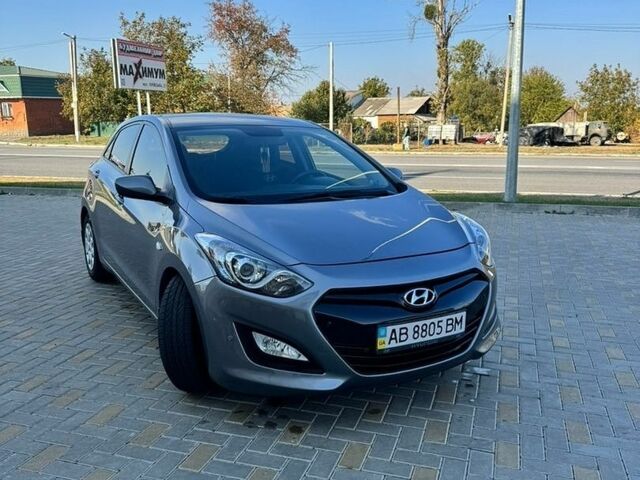 Серый Хендай i30, объемом двигателя 1.4 л и пробегом 108 тыс. км за 8500 $, фото 1 на Automoto.ua