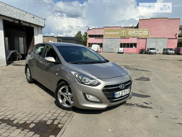 Серый Хендай i30, объемом двигателя 1.4 л и пробегом 207 тыс. км за 8999 $, фото 1 на Automoto.ua