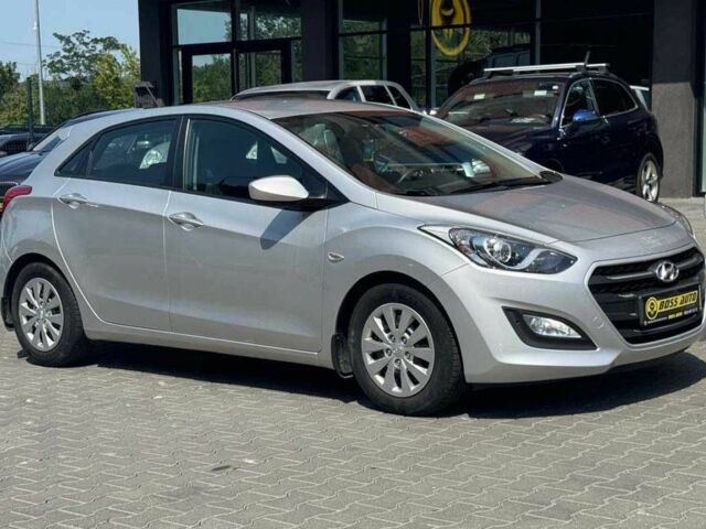 Сірий Хендай i30, об'ємом двигуна 1.4 л та пробігом 124 тис. км за 9700 $, фото 1 на Automoto.ua