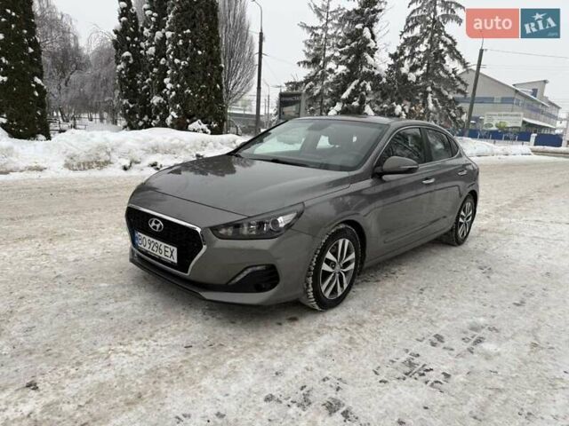 Сірий Хендай i30, об'ємом двигуна 1.4 л та пробігом 85 тис. км за 14500 $, фото 1 на Automoto.ua