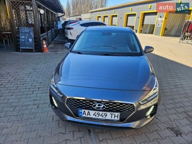 Серый Хендай i30, объемом двигателя 1.59 л и пробегом 46 тыс. км за 16200 $, фото 1 на Automoto.ua