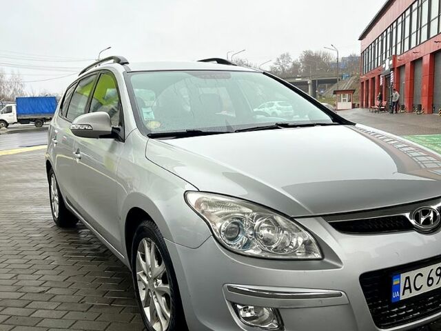 Хендай i30 2008 в Днепре (Днепропетровске) на Automoto.ua Серый Хендай i30, объемом двигателя 16 л и пробегом 325 тыс. км за 5800 $, фото 1 на Automoto.ua