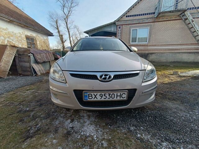 Сірий Хендай i30, об'ємом двигуна 1.6 л та пробігом 262 тис. км за 6100 $, фото 1 на Automoto.ua