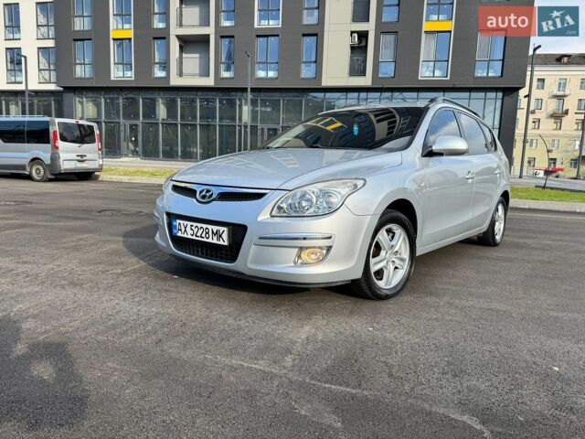 Сірий Хендай i30, об'ємом двигуна 1.6 л та пробігом 152 тис. км за 6200 $, фото 1 на Automoto.ua