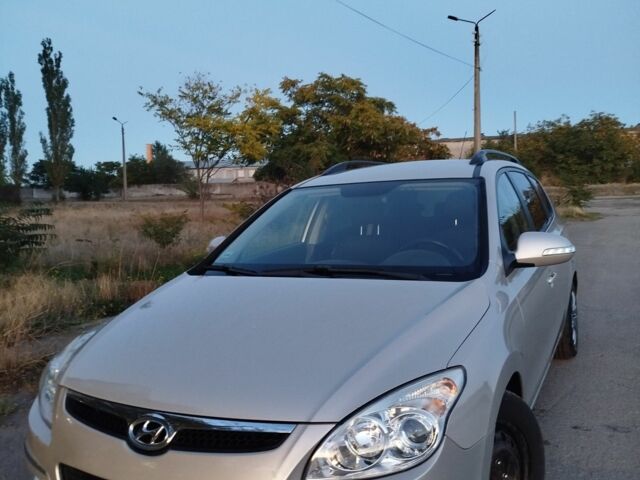 Сірий Хендай i30, об'ємом двигуна 0 л та пробігом 280 тис. км за 2914 $, фото 1 на Automoto.ua