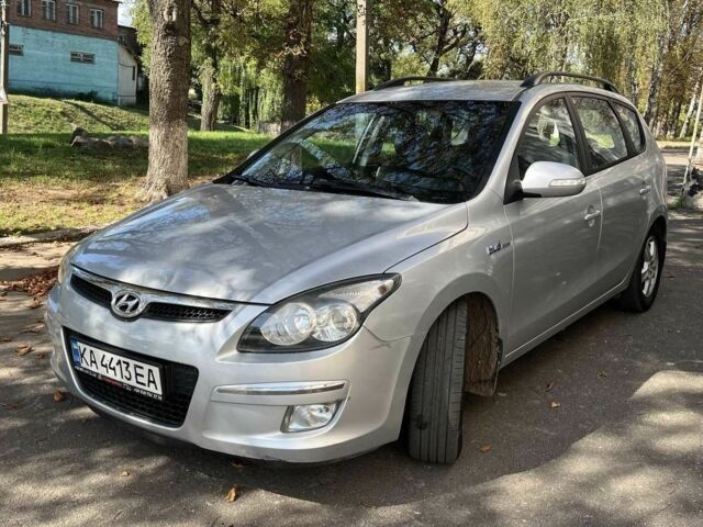 Сірий Хендай i30, об'ємом двигуна 1.6 л та пробігом 200 тис. км за 6021 $, фото 1 на Automoto.ua