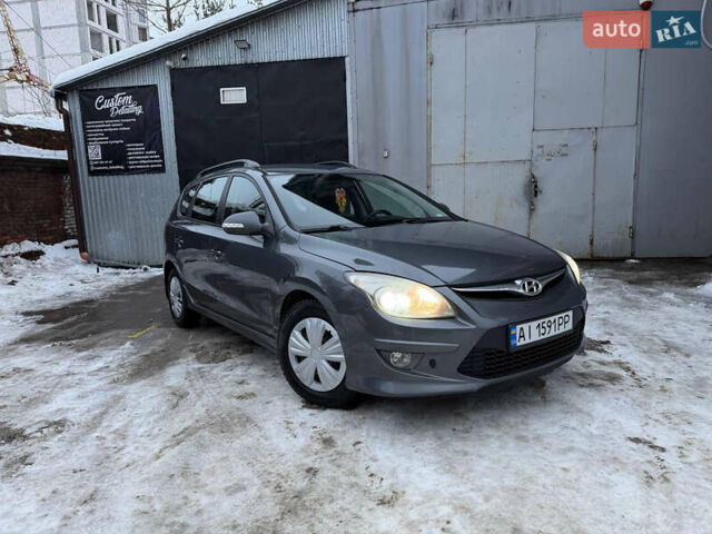 Серый Хендай i30, объемом двигателя 1.6 л и пробегом 154 тыс. км за 6800 $, фото 1 на Automoto.ua