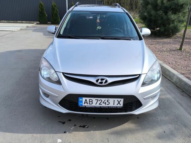 Серый Хендай i30, объемом двигателя 1.4 л и пробегом 252 тыс. км за 6200 $, фото 1 на Automoto.ua