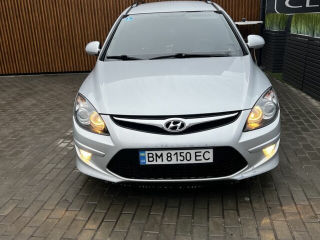 Серый Хендай i30, объемом двигателя 1.4 л и пробегом 190 тыс. км за 6100 $, фото 1 на Automoto.ua