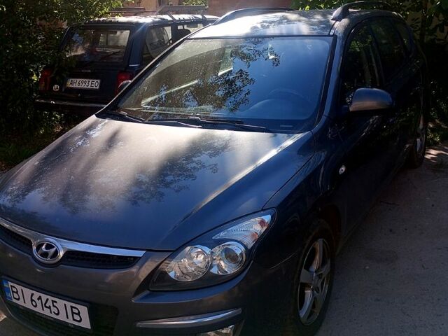 Серый Хендай i30, объемом двигателя 1.6 л и пробегом 233 тыс. км за 6000 $, фото 1 на Automoto.ua
