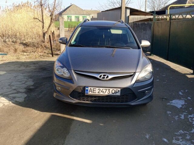 Серый Хендай i30, объемом двигателя 1.59 л и пробегом 224 тыс. км за 6800 $, фото 1 на Automoto.ua