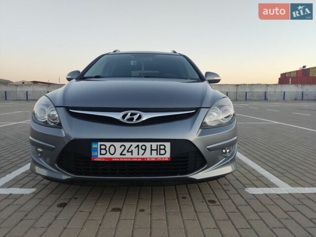 Сірий Хендай i30, об'ємом двигуна 1.6 л та пробігом 220 тис. км за 7699 $, фото 1 на Automoto.ua