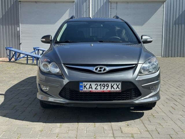 Сірий Хендай i30, об'ємом двигуна 1.6 л та пробігом 356 тис. км за 5099 $, фото 1 на Automoto.ua
