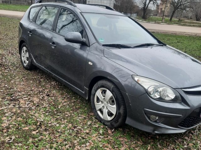 Серый Хендай i30, объемом двигателя 0 л и пробегом 179 тыс. км за 6250 $, фото 1 на Automoto.ua