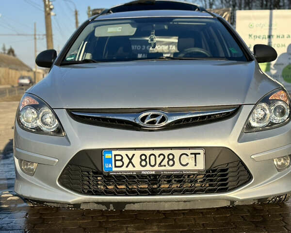 Серый Хендай i30, объемом двигателя 1.58 л и пробегом 170 тыс. км за 6450 $, фото 1 на Automoto.ua