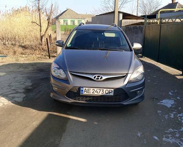 Сірий Хендай i30, об'ємом двигуна 1.59 л та пробігом 224 тис. км за 6800 $, фото 1 на Automoto.ua