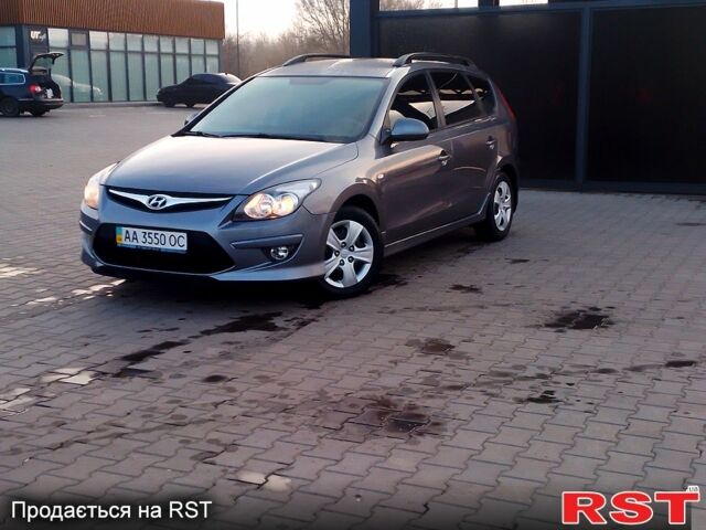 Сірий Хендай i30, об'ємом двигуна 1.6 л та пробігом 157 тис. км за 7200 $, фото 1 на Automoto.ua