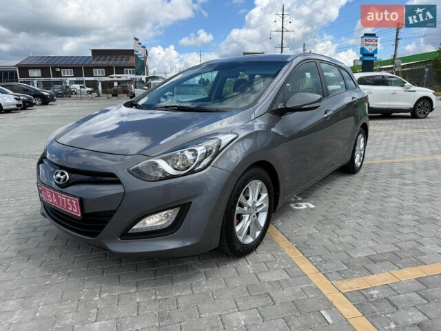 Серый Хендай i30, объемом двигателя 1.6 л и пробегом 214 тыс. км за 9800 $, фото 1 на Automoto.ua