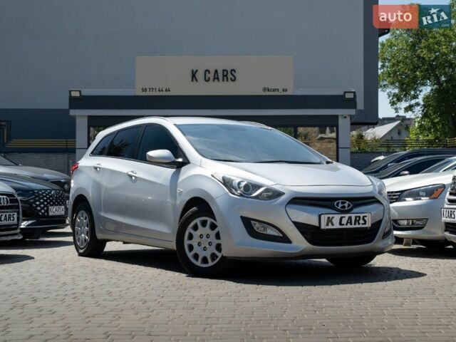 Серый Хендай i30, объемом двигателя 1.58 л и пробегом 183 тыс. км за 7800 $, фото 1 на Automoto.ua