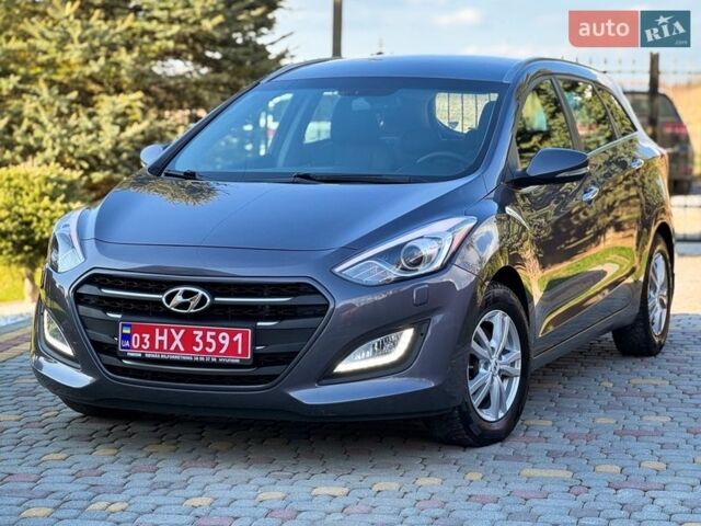 Сірий Хендай i30, об'ємом двигуна 1.6 л та пробігом 200 тис. км за 11700 $, фото 1 на Automoto.ua