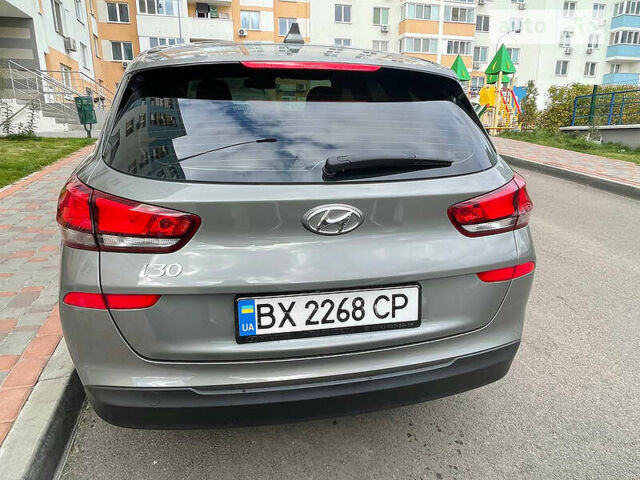 Сірий Хендай i30, об'ємом двигуна 1.6 л та пробігом 120 тис. км за 16400 $, фото 1 на Automoto.ua