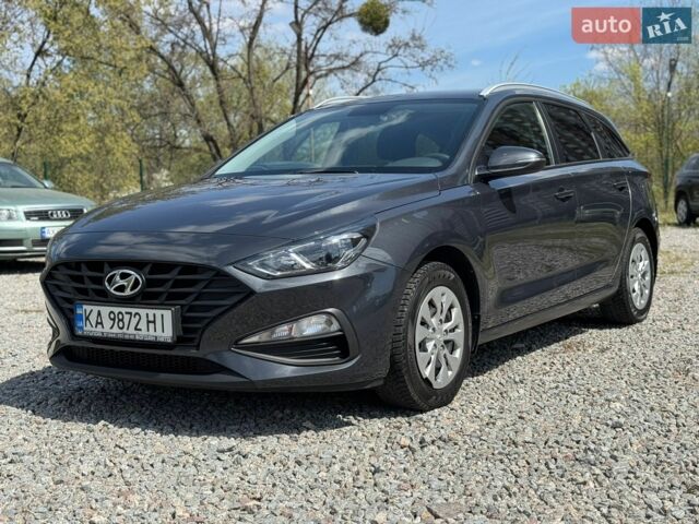 Сірий Хендай i30, об'ємом двигуна 1.5 л та пробігом 59 тис. км за 15500 $, фото 1 на Automoto.ua