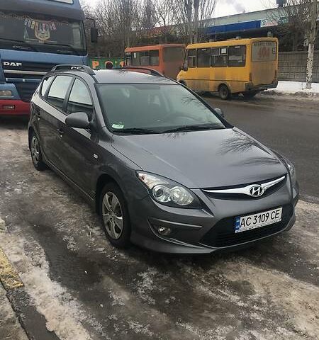 Серый Хендай i30, объемом двигателя 0 л и пробегом 195 тыс. км за 8450 $, фото 1 на Automoto.ua