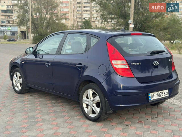Синий Хендай i30, объемом двигателя 1.4 л и пробегом 260 тыс. км за 4450 $, фото 1 на Automoto.ua