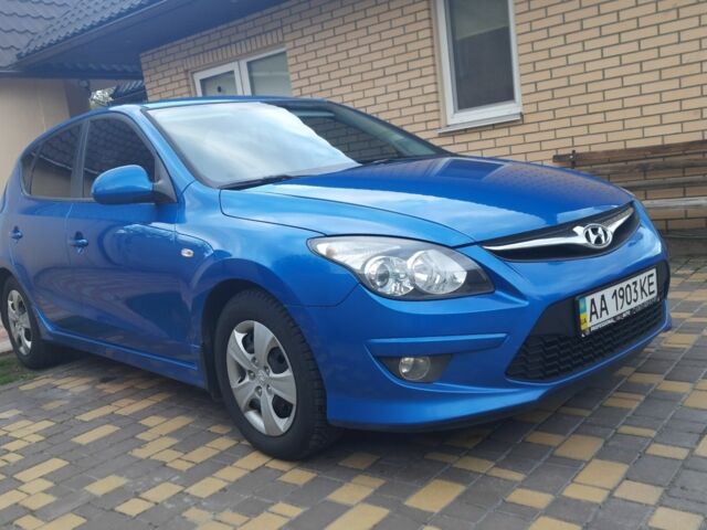 Синій Хендай i30, об'ємом двигуна 1.6 л та пробігом 220 тис. км за 7200 $, фото 1 на Automoto.ua