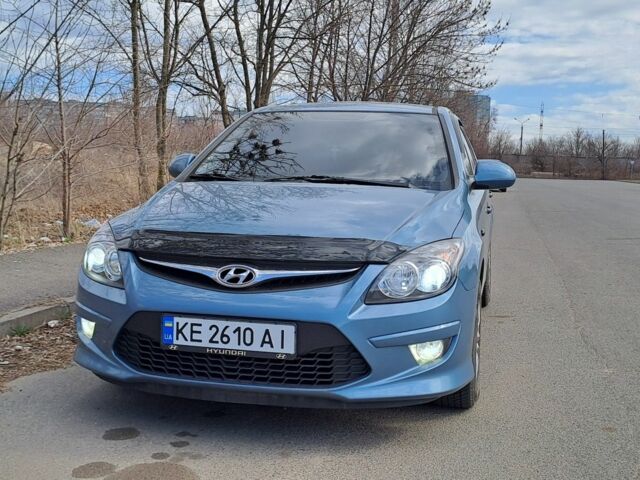 Синий Хендай i30, объемом двигателя 1.6 л и пробегом 134 тыс. км за 7200 $, фото 1 на Automoto.ua