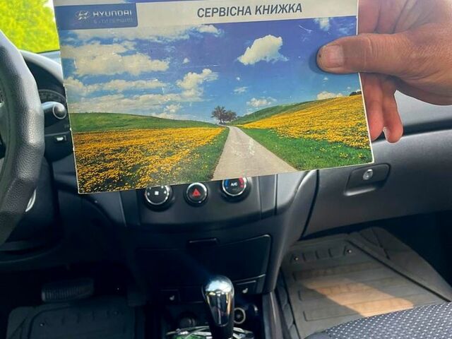 Синий Хендай i30, объемом двигателя 1.6 л и пробегом 157 тыс. км за 7500 $, фото 1 на Automoto.ua
