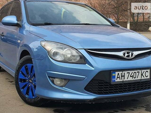 Синій Хендай i30, об'ємом двигуна 1.6 л та пробігом 145 тис. км за 7500 $, фото 1 на Automoto.ua