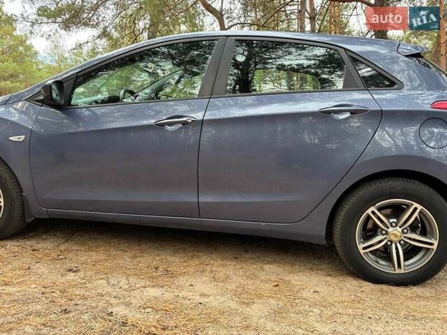 Хендай i30 2013 в Павлограде на Automoto.ua Синий Хендай i30, объемом двигателя 1.4 л и пробегом 149 тыс. км за 7400 $, фото 1 на Automoto.ua
