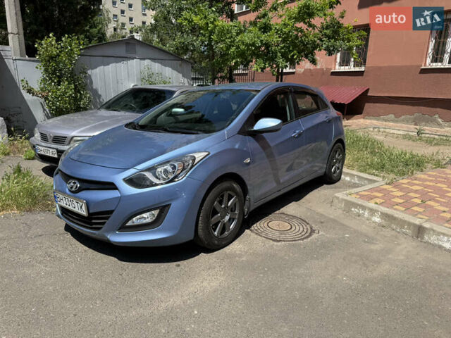 Синий Хендай i30, объемом двигателя 1.4 л и пробегом 126 тыс. км за 8300 $, фото 1 на Automoto.ua