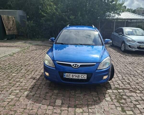 Синий Хендай i30, объемом двигателя 2 л и пробегом 270 тыс. км за 6600 $, фото 1 на Automoto.ua