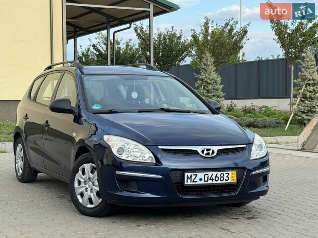 Синий Хендай i30, объемом двигателя 1.6 л и пробегом 174 тыс. км за 5550 $, фото 1 на Automoto.ua