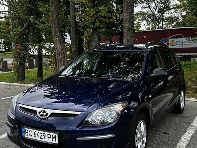 Синій Хендай i30, об'ємом двигуна 1.4 л та пробігом 145 тис. км за 5800 $, фото 1 на Automoto.ua